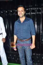 at Ekta Kapoor_s success party with three films in Juhu, Mumbai on 27th May 2011 (155).JPG